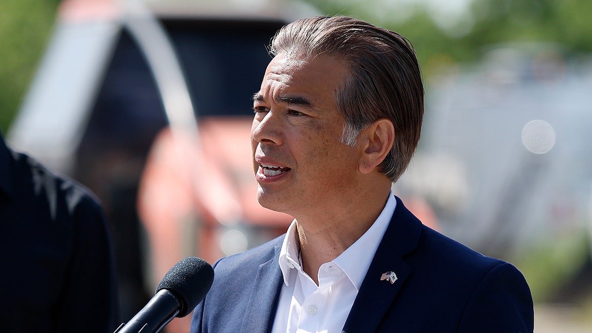 [aggregator] downloaded image for imported item #4615