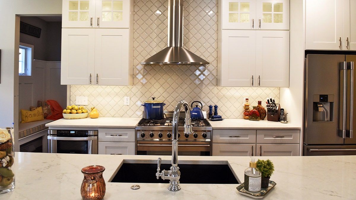 [aggregator] downloaded image for imported item #9975