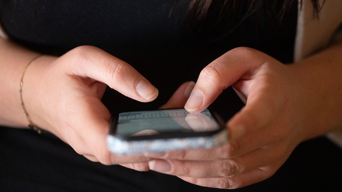 [aggregator] downloaded image for imported item #41917