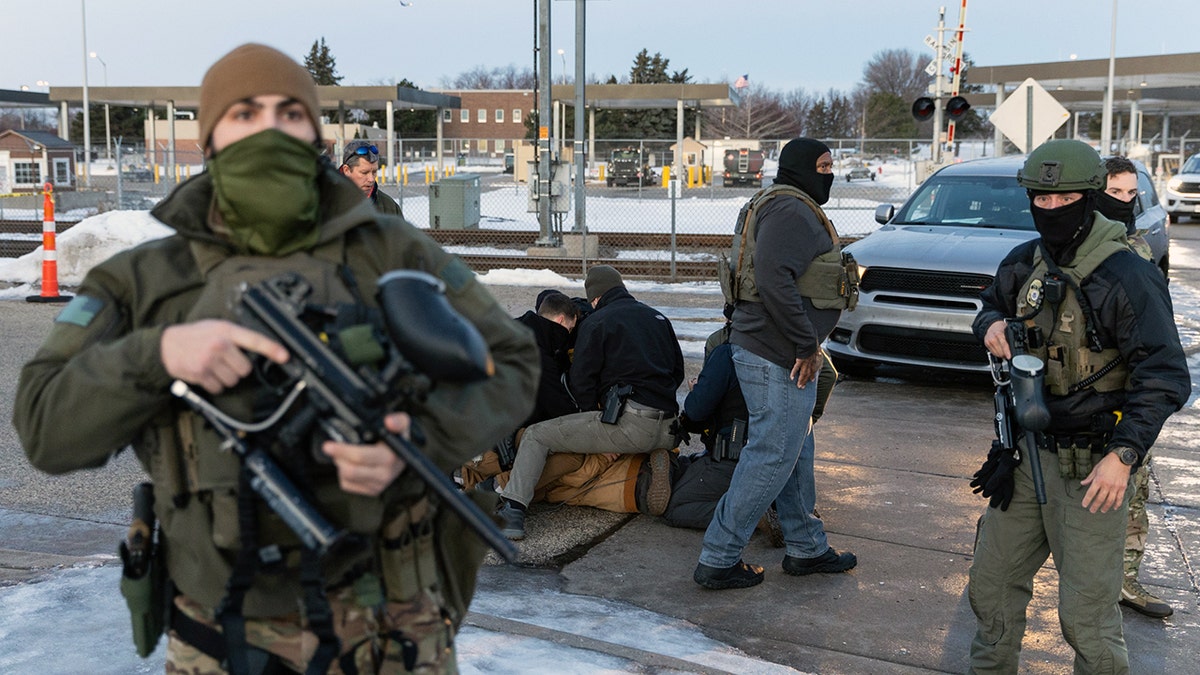 [aggregator] downloaded image for imported item #44849