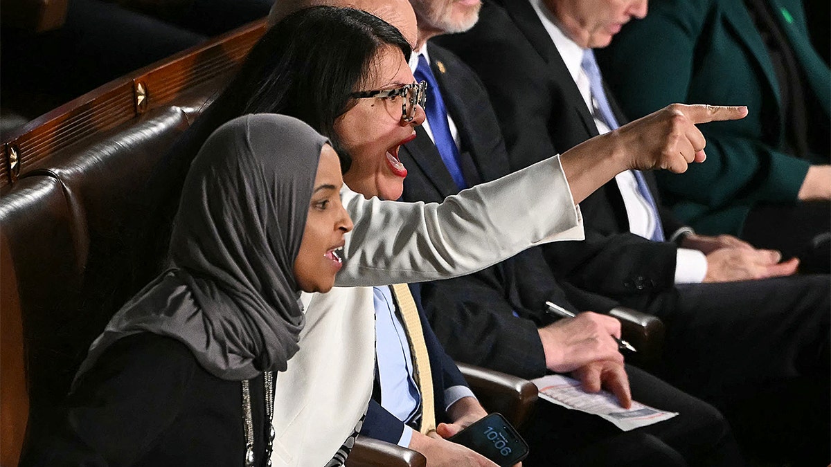 [aggregator] downloaded image for imported item #44070