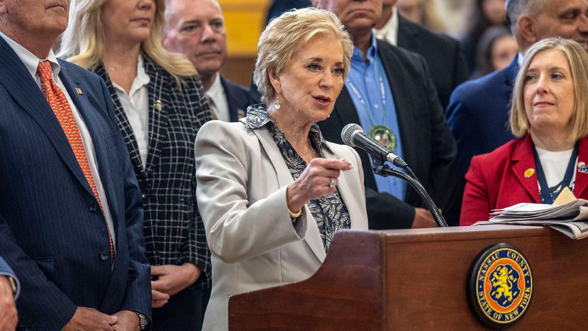 [aggregator] downloaded image for imported item #38933