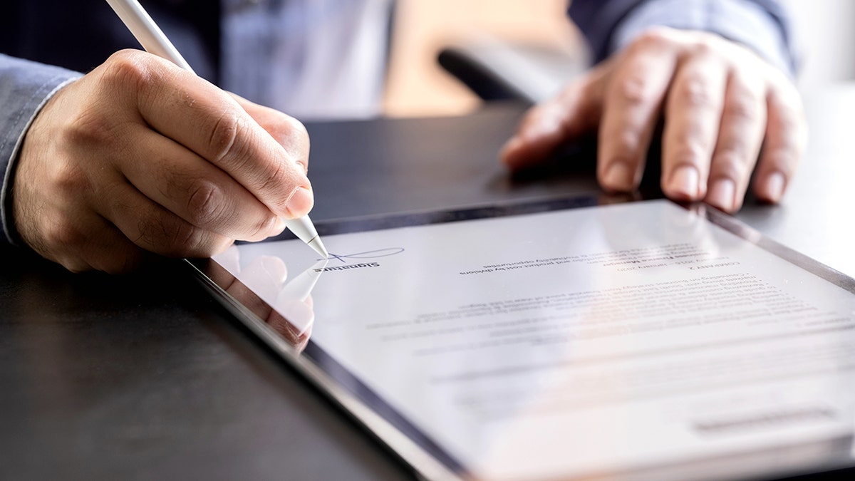 [aggregator] downloaded image for imported item #55912