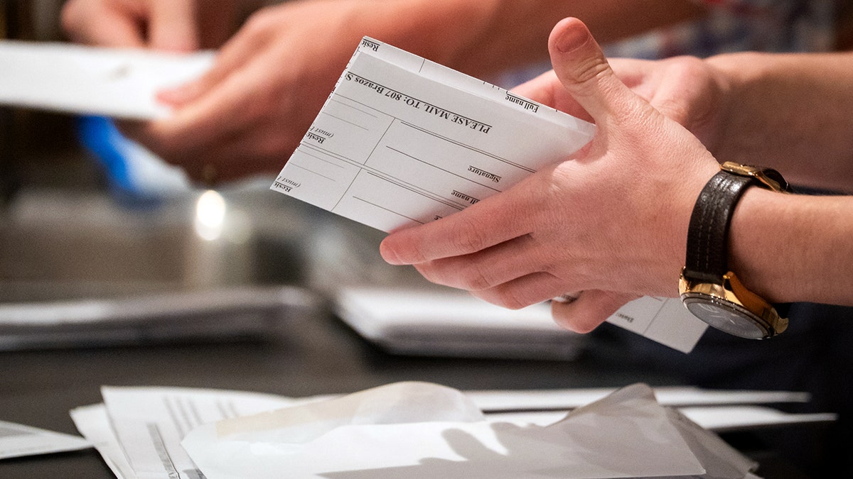 [aggregator] downloaded image for imported item #52627