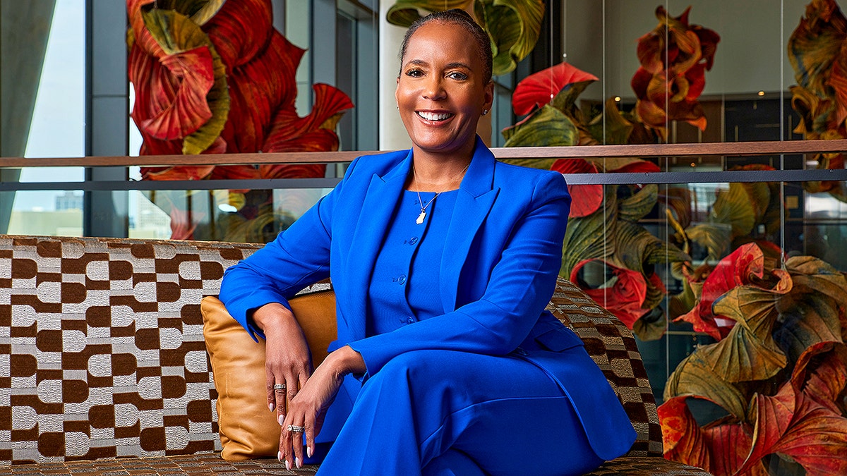 [aggregator] downloaded image for imported item #64966