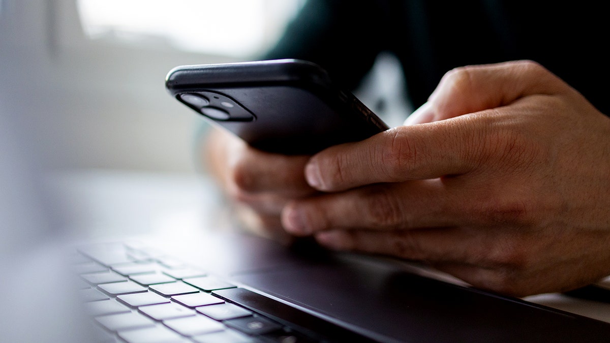 [aggregator] downloaded image for imported item #65677