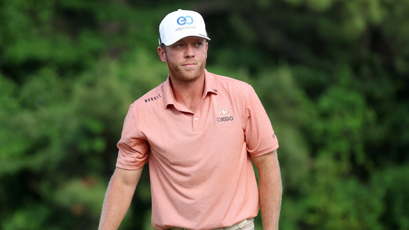 Joaquin Niemann, Talor Gooch Tied For Lead After Round 3 Of LIV Golf Korea image