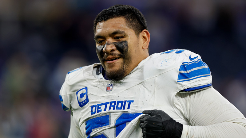 Lions HC Dan Campbell On All-Pro Penei Sewell Changing Spots: He 'Can Do It All' image