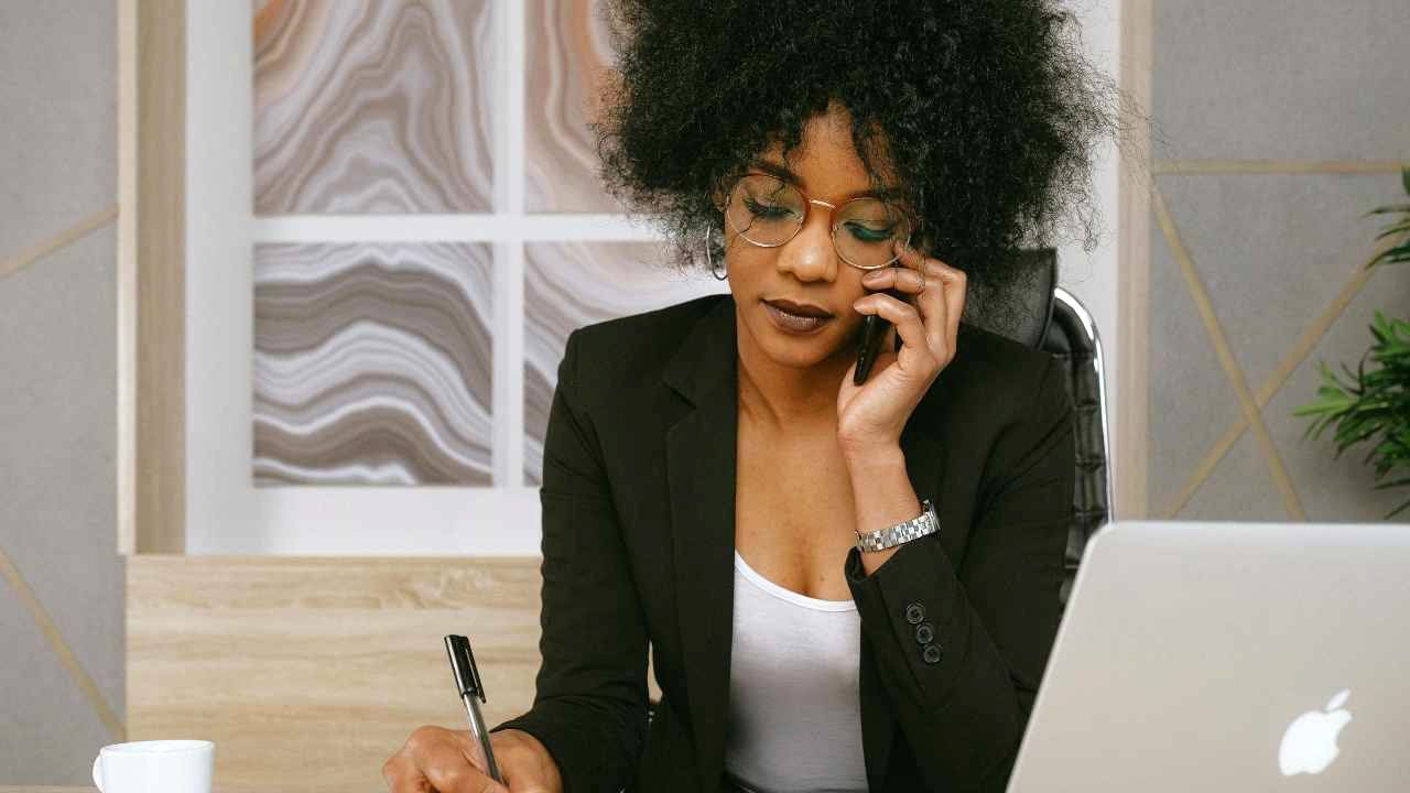 Scammers are coming for your money. Here’s the one thing you must never do image
